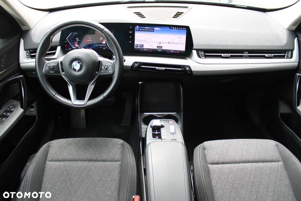 BMW X1 sDrive18i - 14