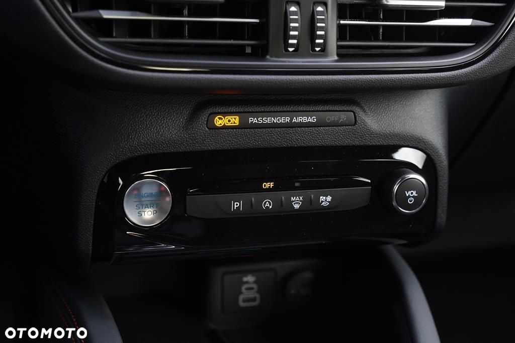 Ford Kuga 2.5 FHEV FWD ST-Line eCVT - 19