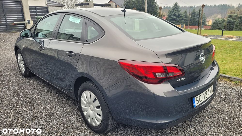 Opel Astra 1.6 Enjoy EU6 - 5