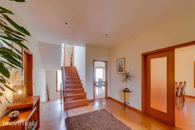 Vende-se Moradia - Casa - Grande imagem: 3/8