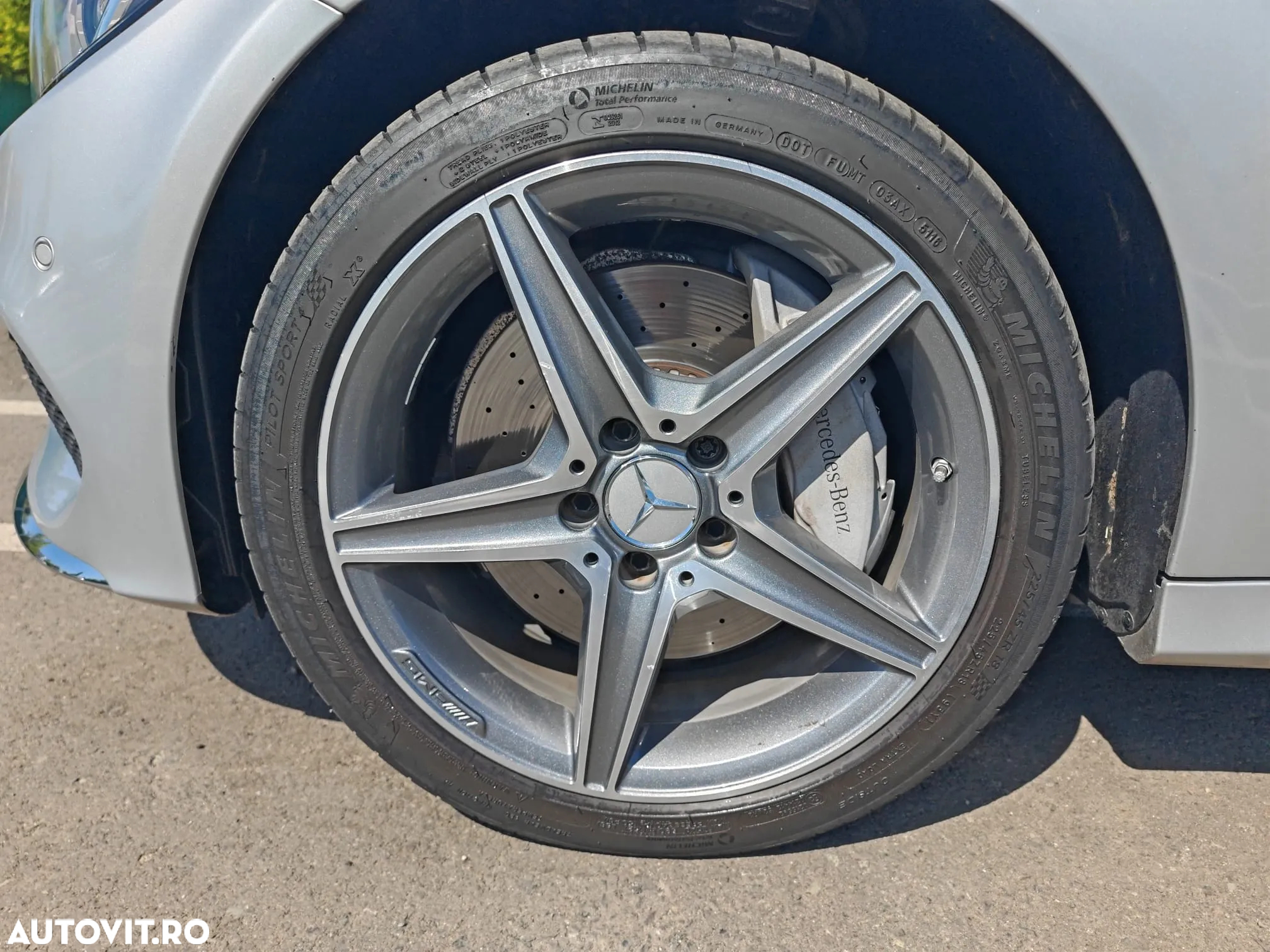 Mercedes-Benz C 400 4MATIC - 11