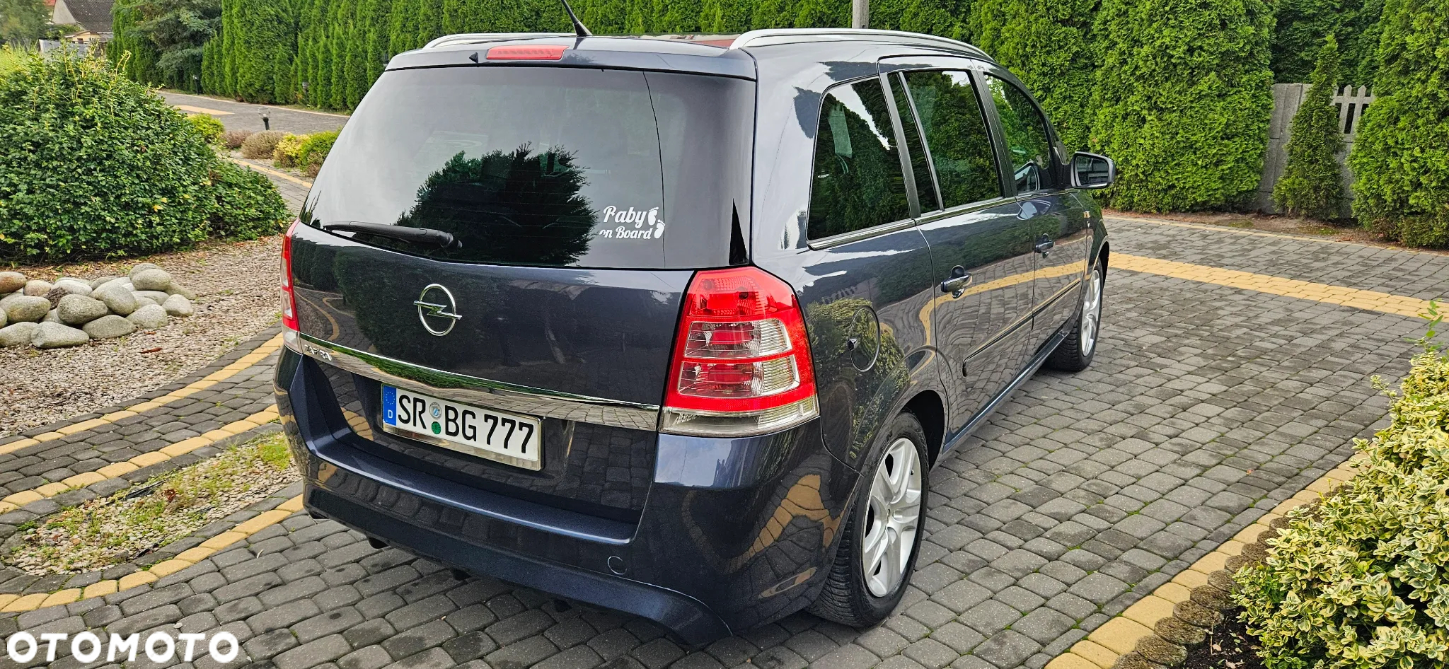 Opel Zafira 1.8 Design Edition - 4