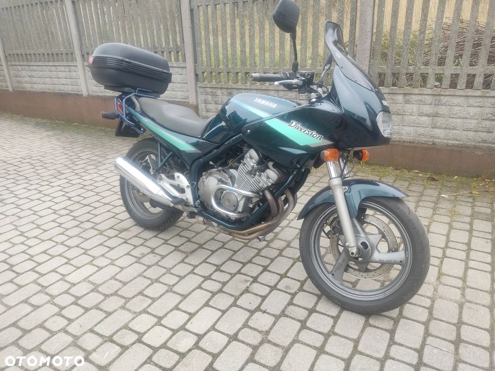 Yamaha XJ - 3