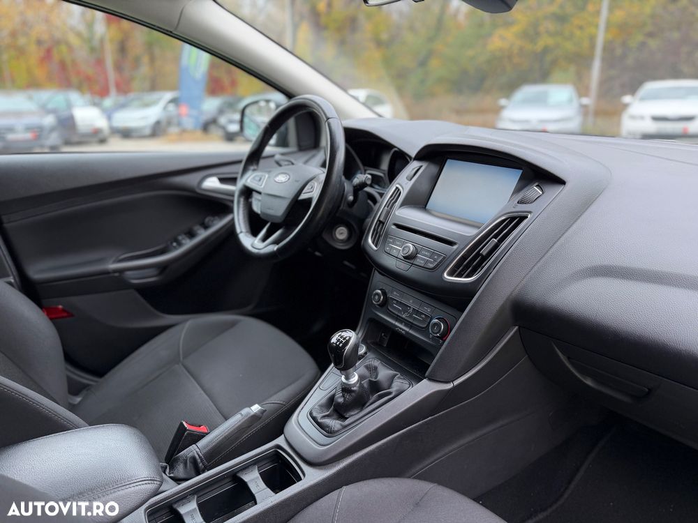 Ford Focus - 5