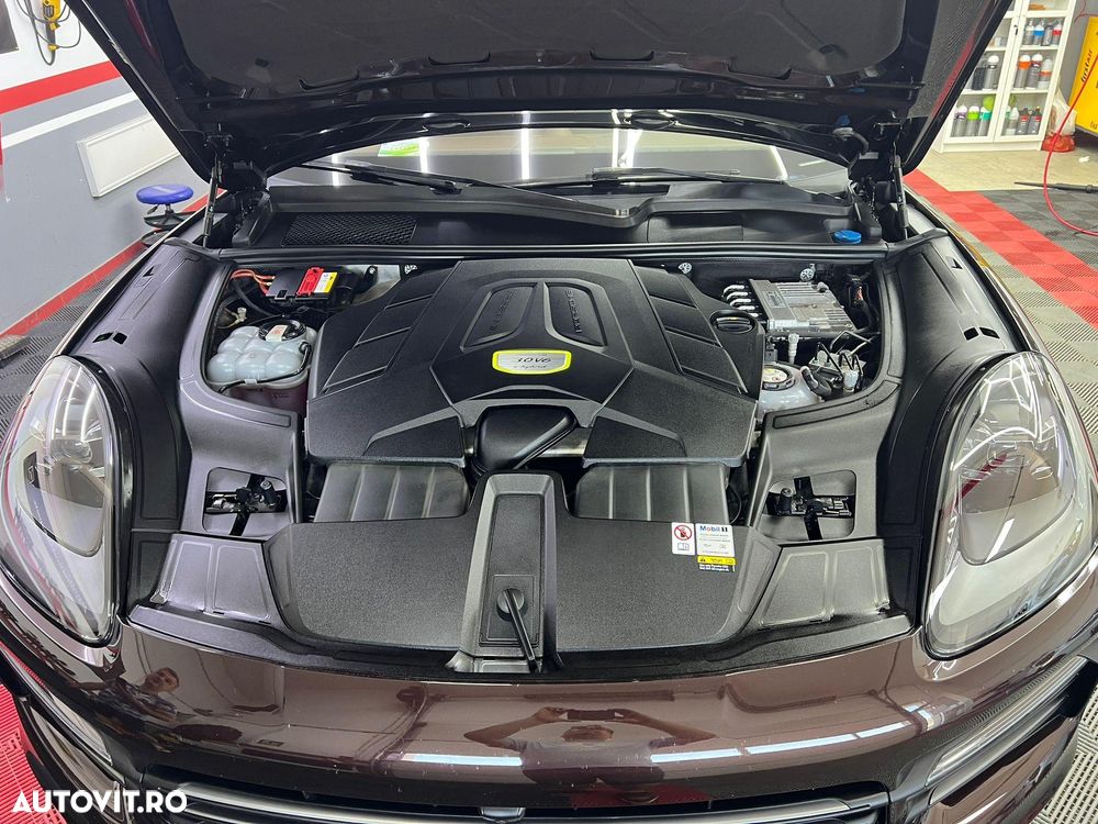 Porsche Cayenne E-Hybrid - 22