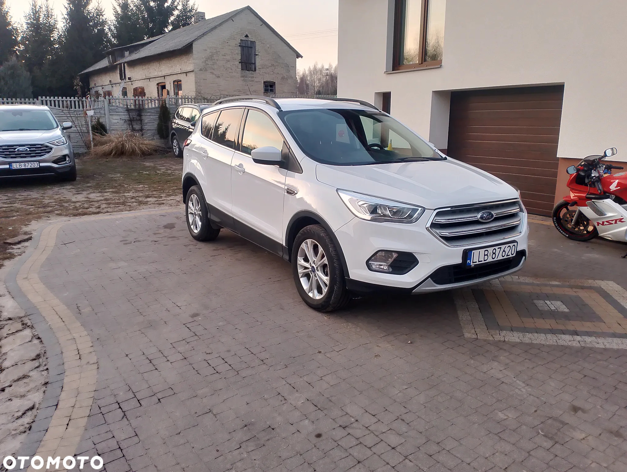 Ford Escape 1.5 EcoBoost AWD SE - 2