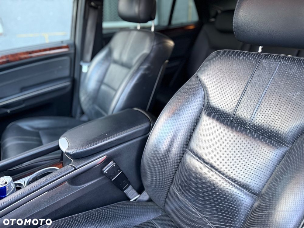 Mercedes-Benz ML - 10