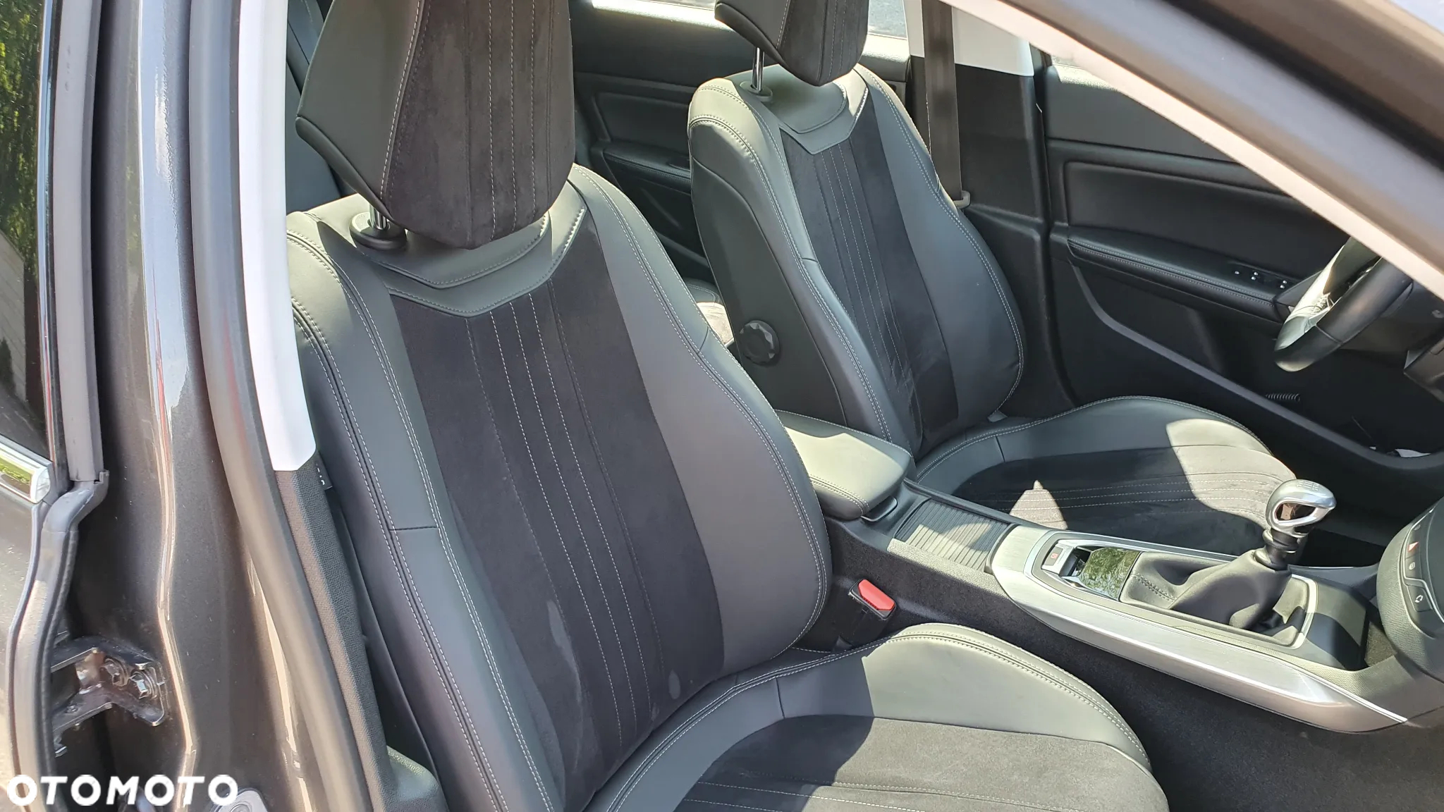 Peugeot 308 1.2 PureTech GPF Allure Pack S&S - 20