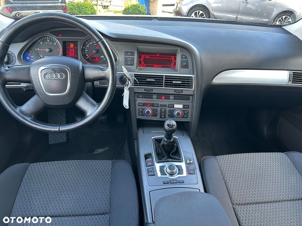 Audi A6 - 24