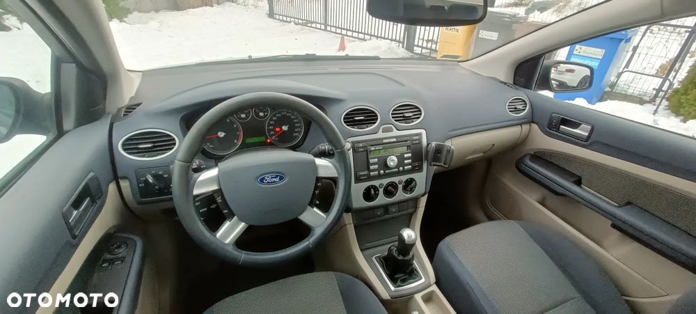 Ford Focus 1.6 Comfort - 19