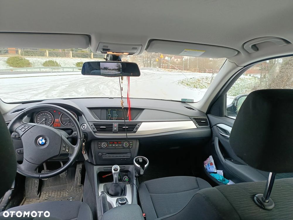BMW X1 xDrive20d - 10