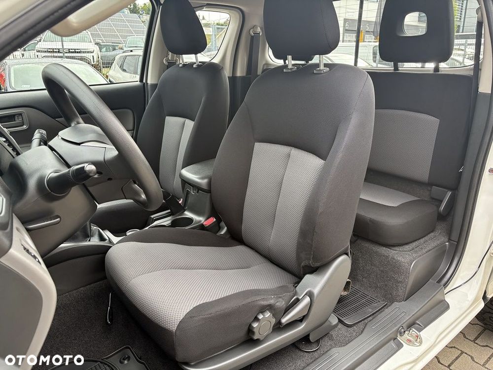 Mitsubishi L200 2.4 d DC Invite - 19