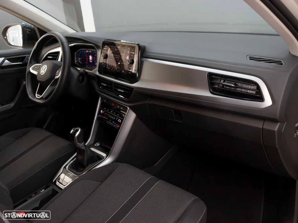 VW T-Roc 1.0 TSI Urban - 13