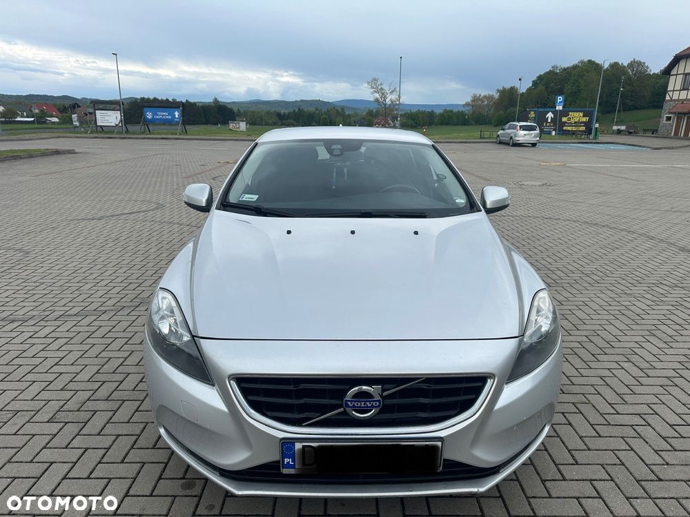 Volvo V40 2014 photo 2