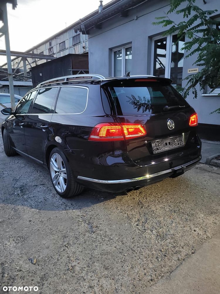 Volkswagen Passat 2.0 TDI DSG BlueMotion Technology R-Line - 6