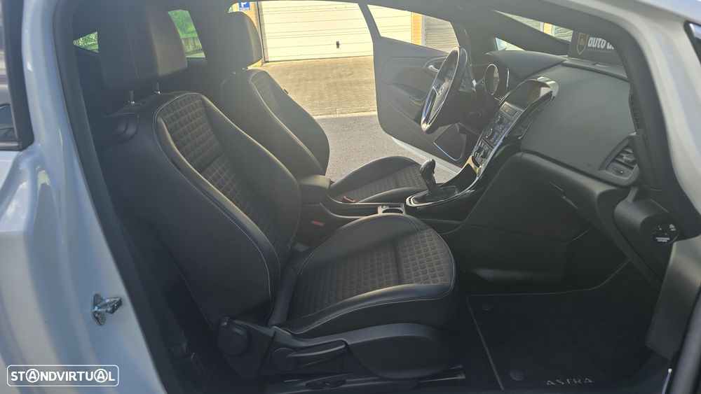 Opel Astra GTC 1.6 T S/S J20 - 20