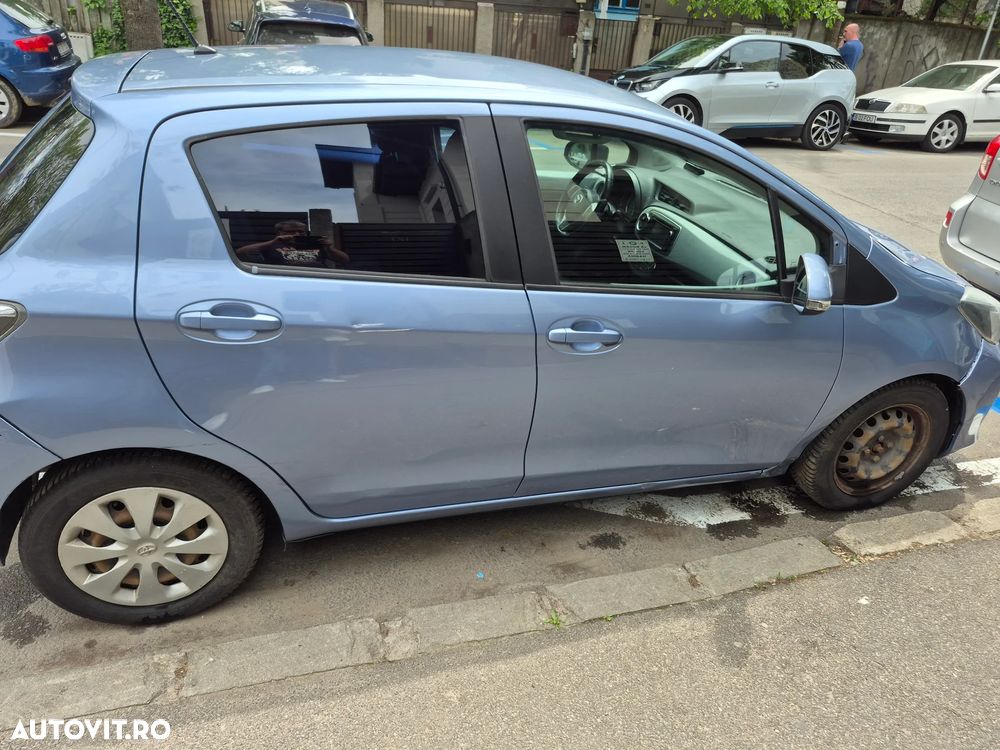 Toyota Yaris 1.5 VVT-i HSD Luna - 11