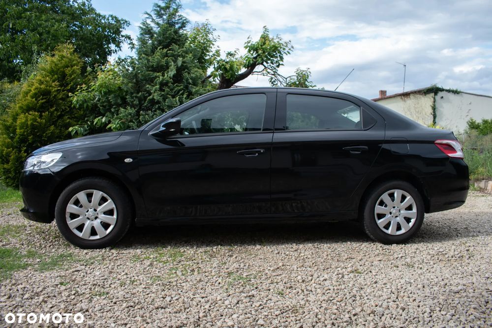 Peugeot 301 - 4