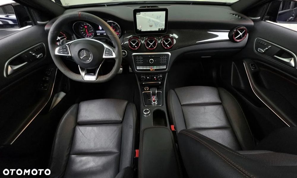 Mercedes-Benz GLA - 6