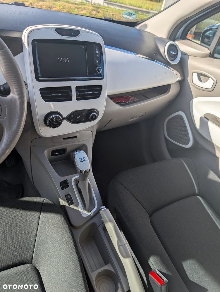Renault Zoe - 11