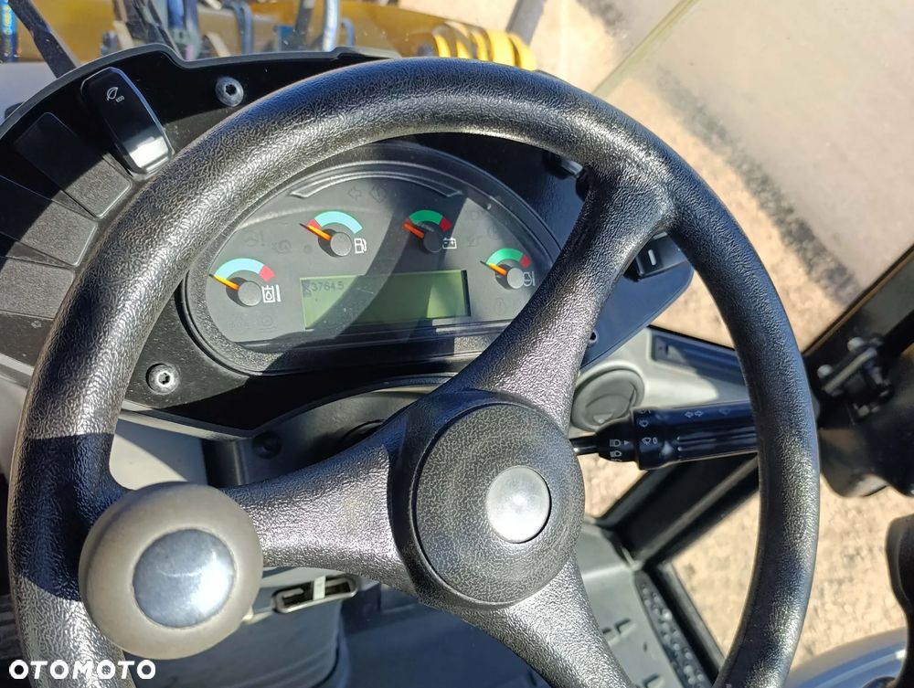 Caterpillar 908M - 7