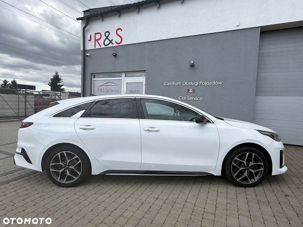 Kia ProCeed - 4