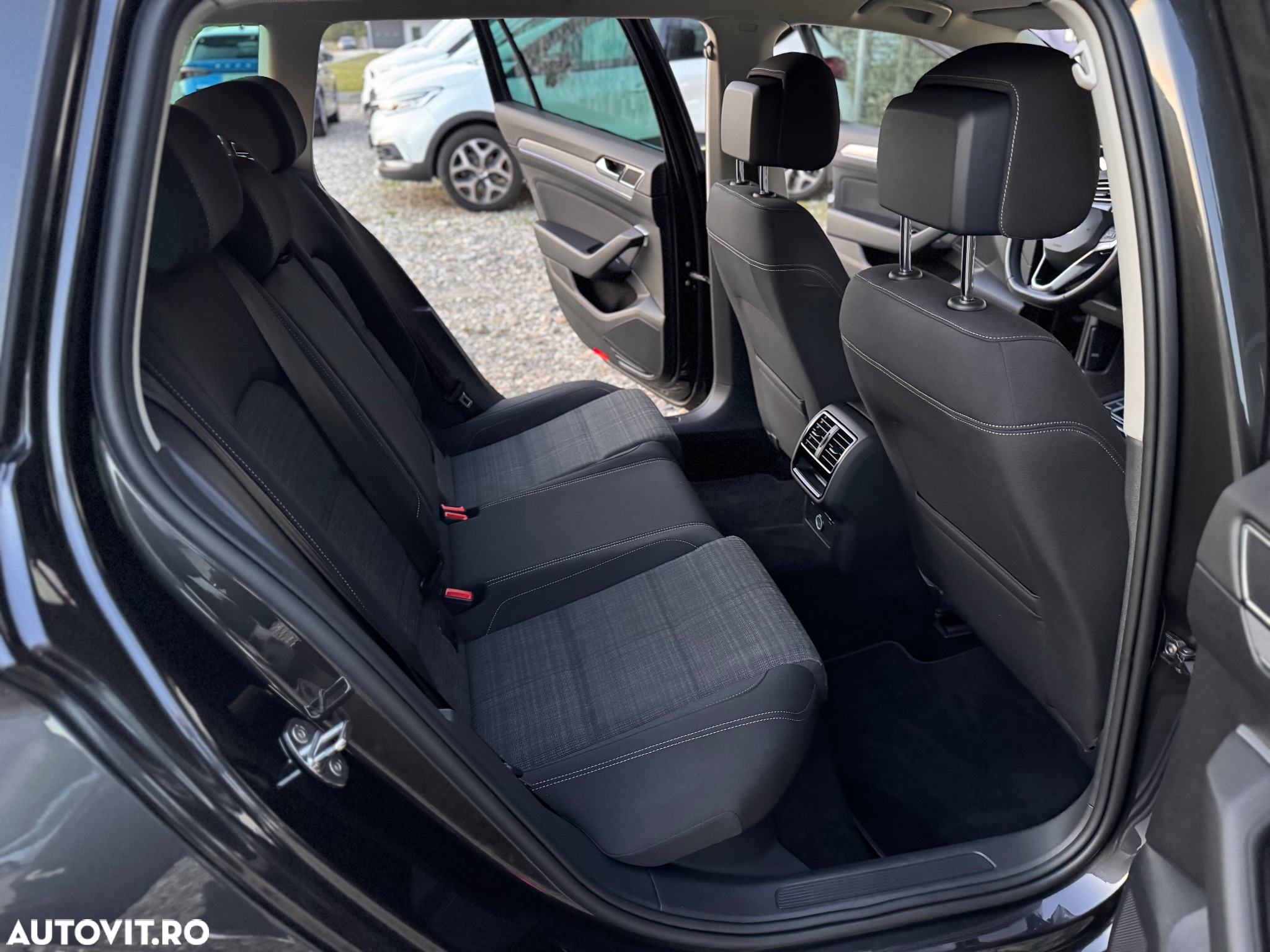 Volkswagen Passat Variant 2.0 TDI DSG (BlueMotion Technology) Highline - 21