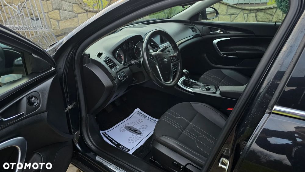 Opel Insignia - 11