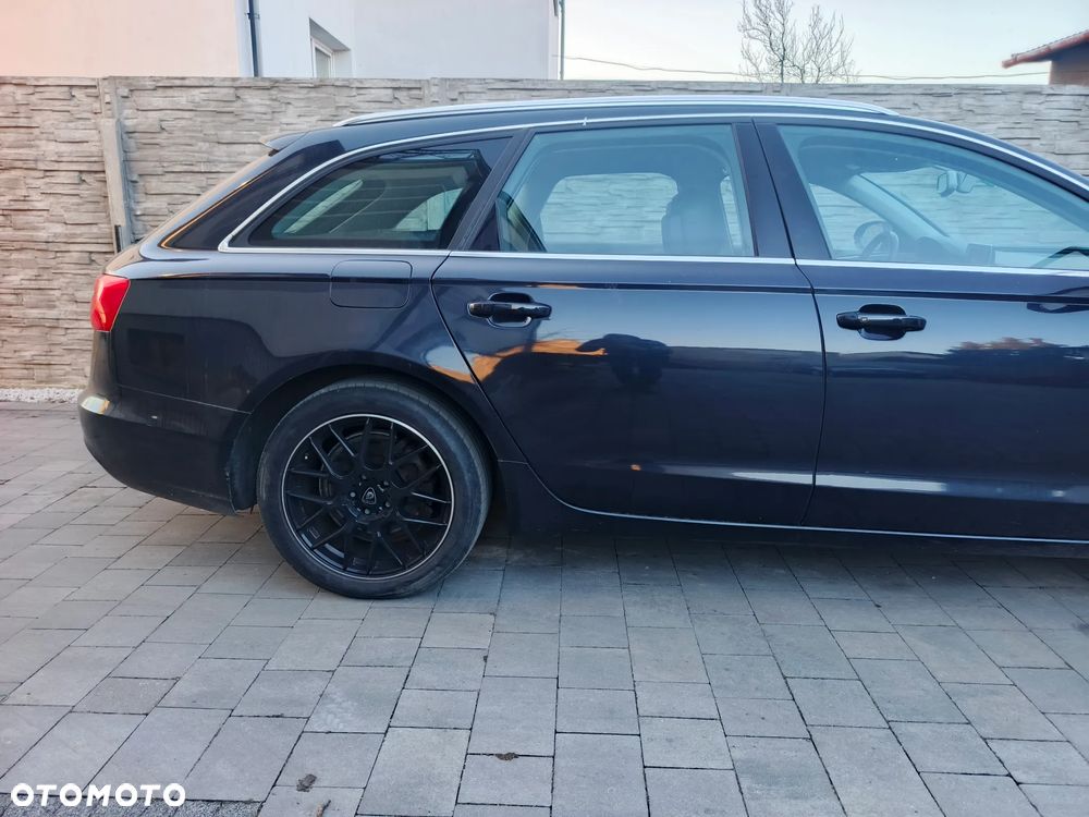 Audi A6 Avant - 32