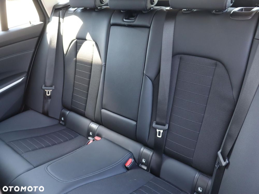 BMW Seria 3 318d - 9