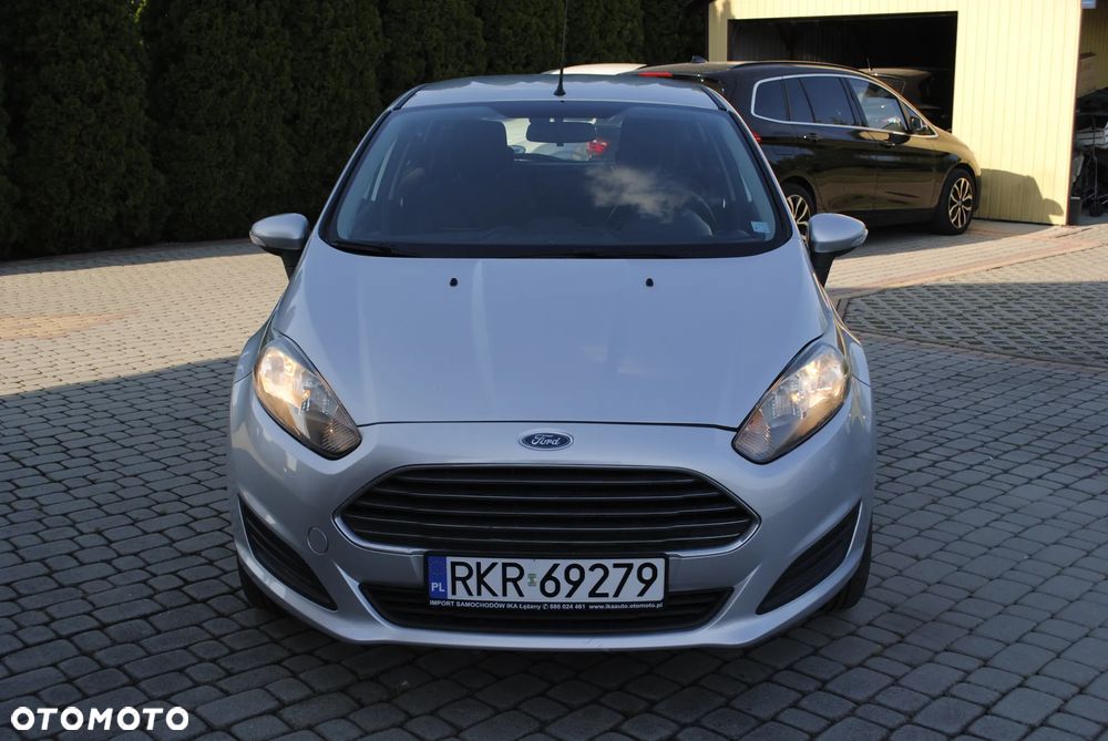 Ford Fiesta - 10