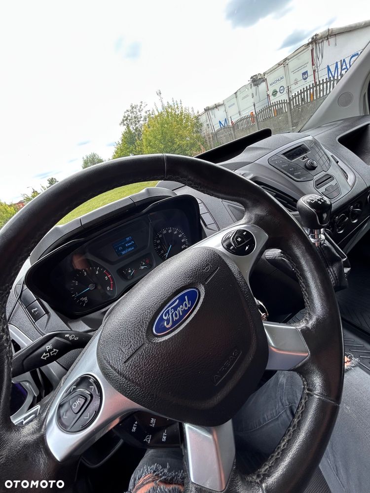 Ford Transit Custom - 10