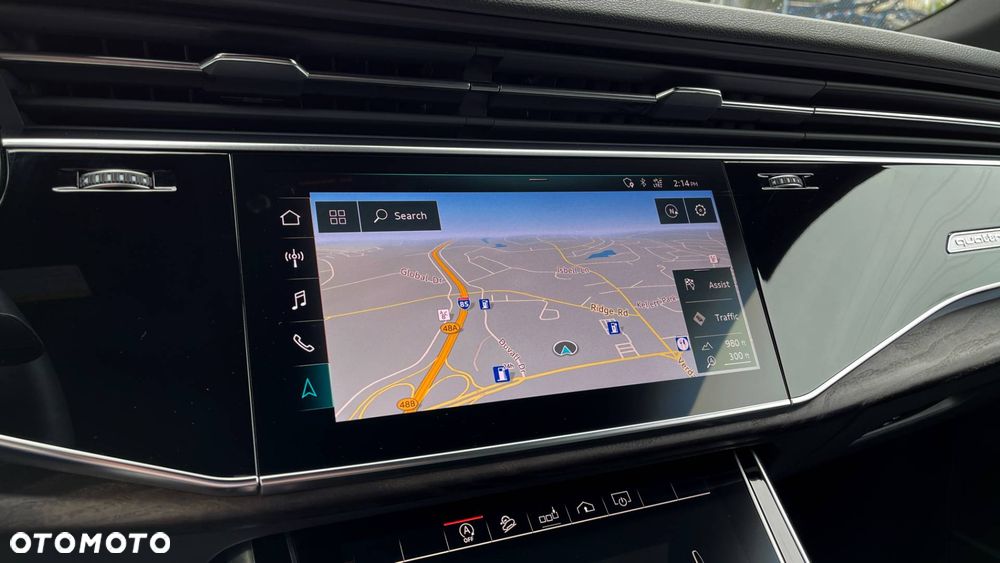 Audi Q8 - 10