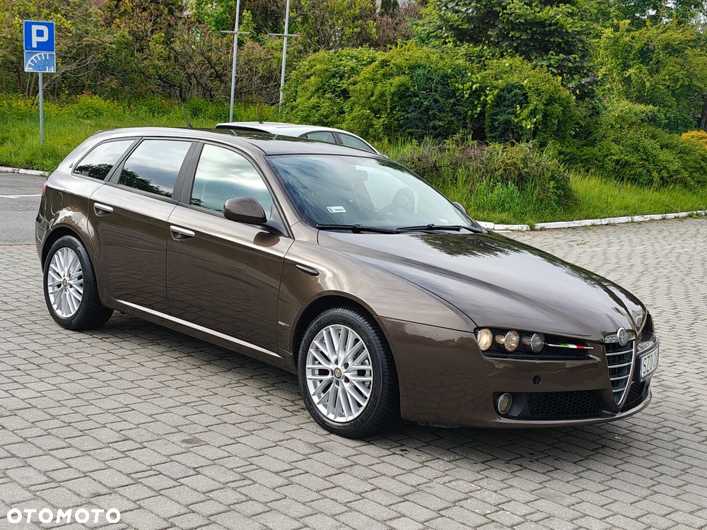 Alfa Romeo 159 1.9 JTDM 8V DPF Distinctive - 12