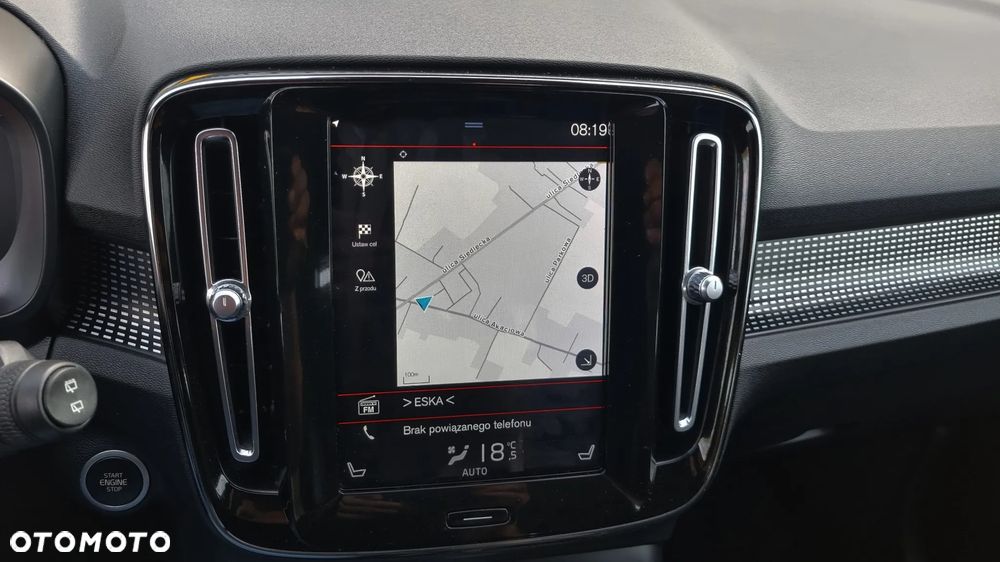 Volvo XC 40 D3 SCR R-Design - 27
