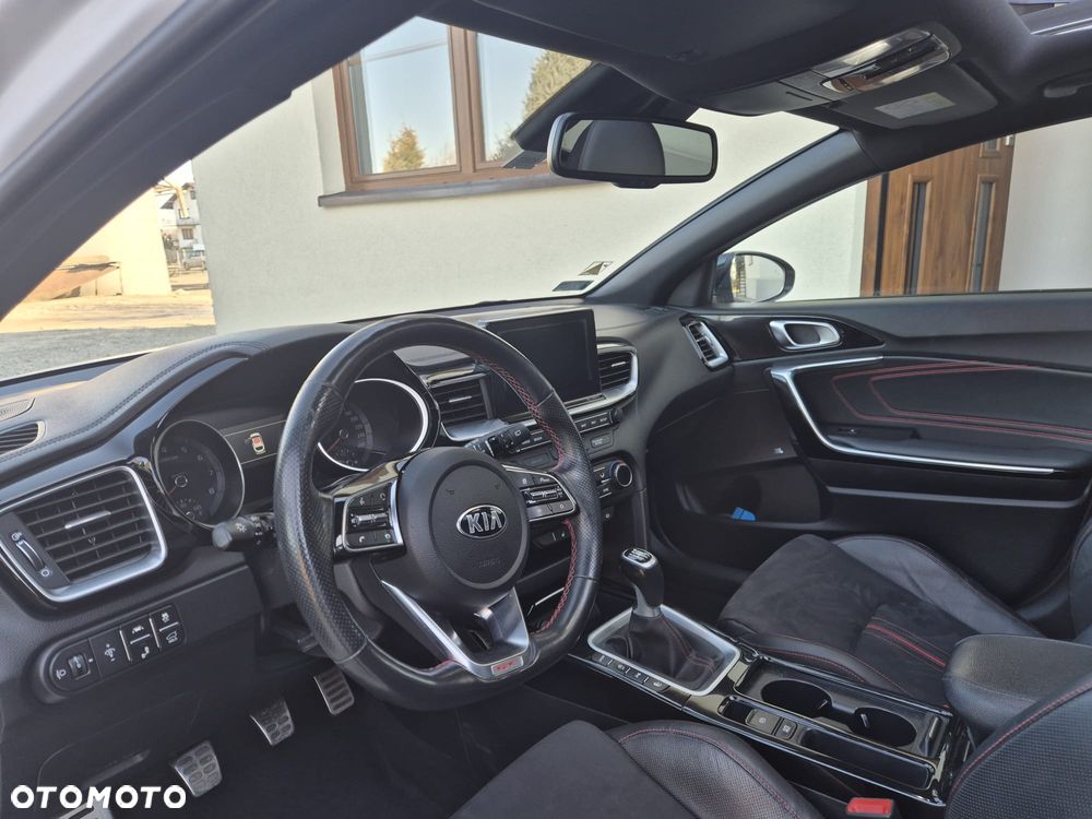 Kia ProCeed 1.6 T-GDI GT - 8