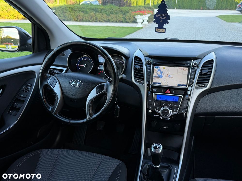 Hyundai i30 1.4 Premium - 12