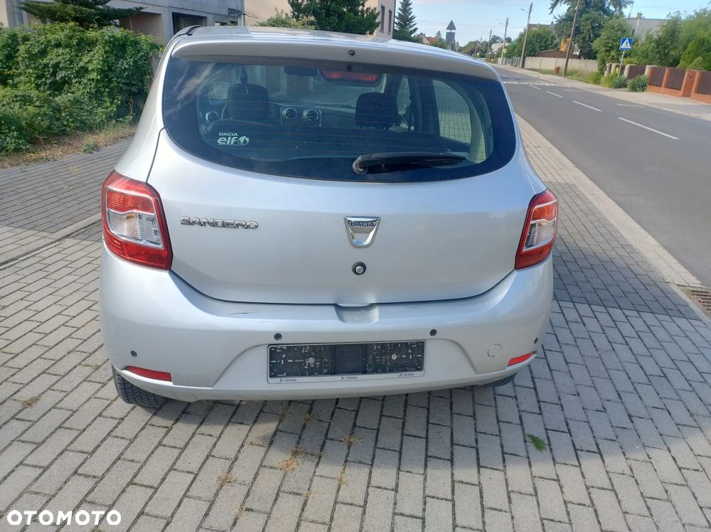 Dacia Sandero 1.2 16V 75 Celebration - 5