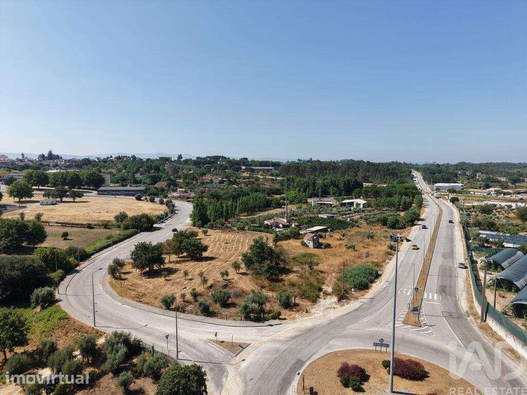 Terreno em Nelas - Grande imagem: 2/6