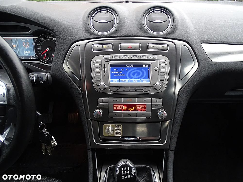 Ford Mondeo 2.0 Titanium - 22