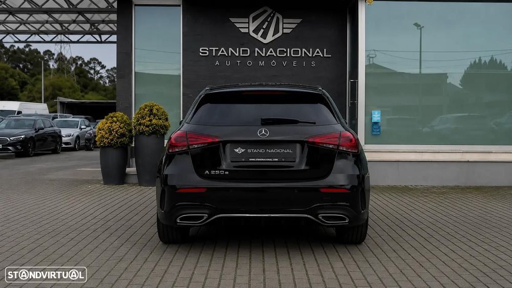 Mercedes-Benz A 250 e AMG Line - 7