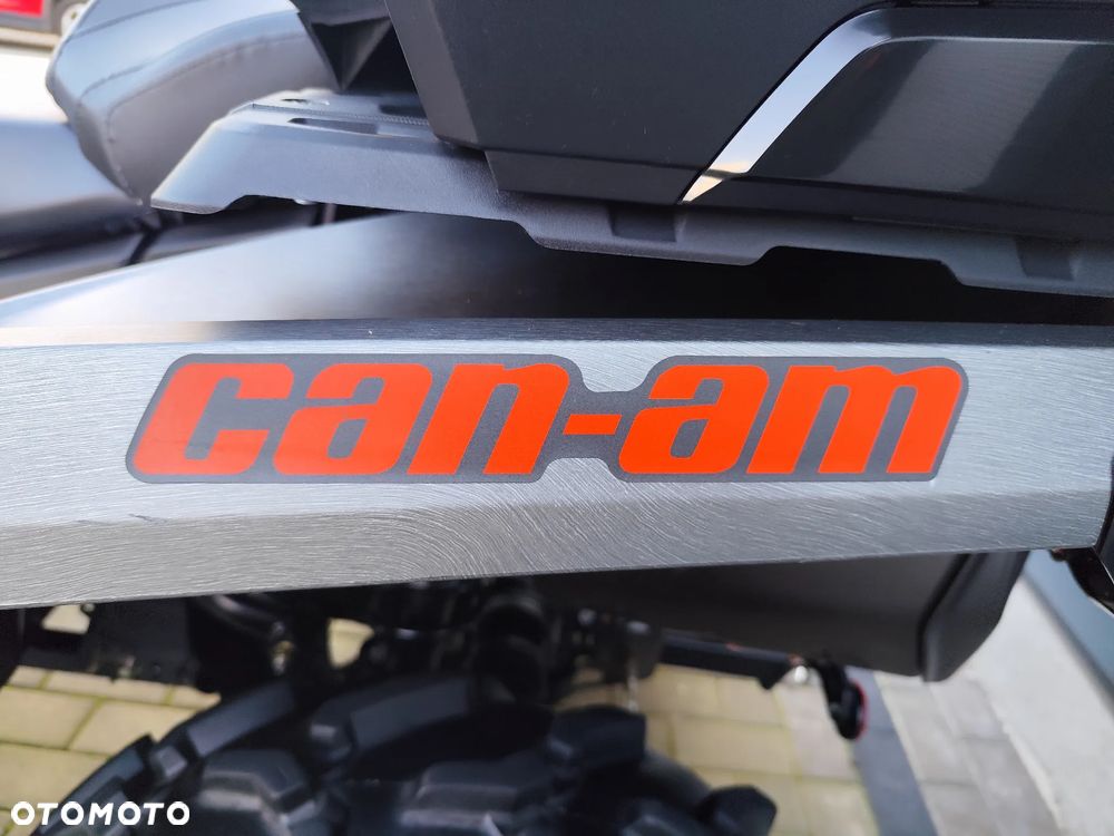 Can-Am Outlander - 25