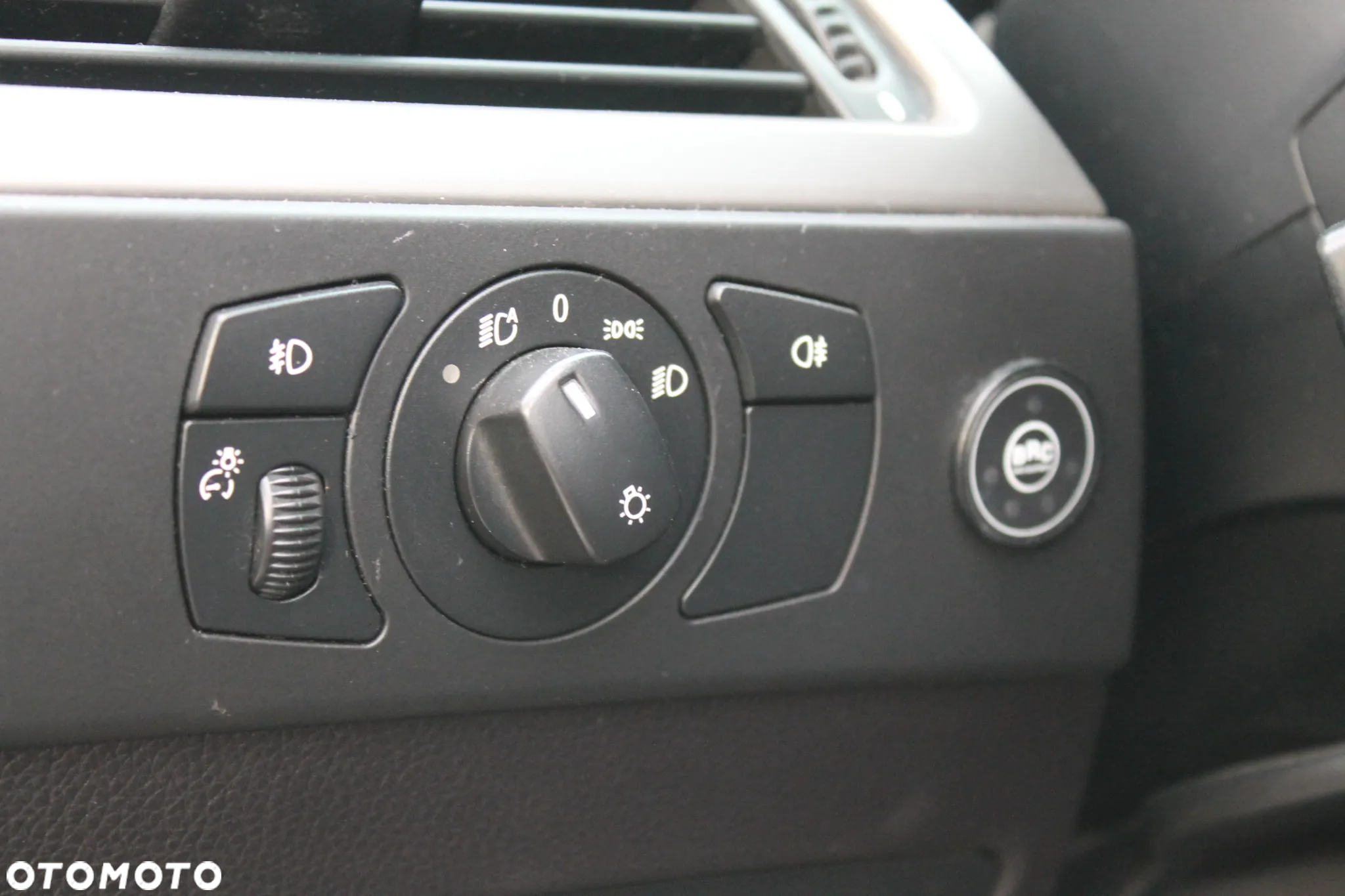 BMW Seria 5 523i - 9