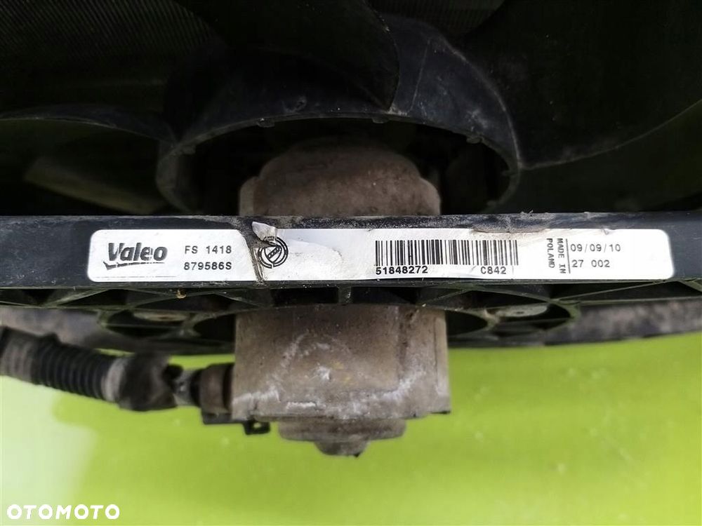 Chłodnica z wentylatorem Fiat Panda II 2003-2013 1,1 8V B 51848272 879586S - 2