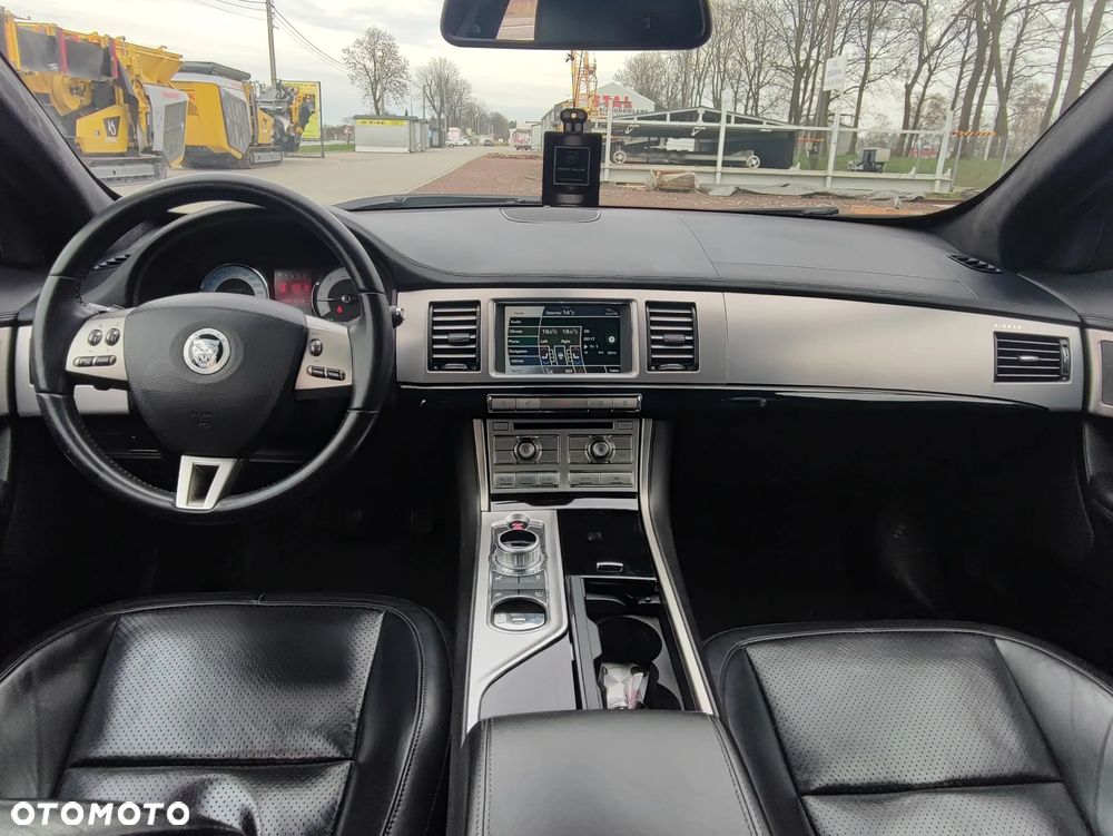Jaguar XF 3.0 V6 D S Portfolio - 5