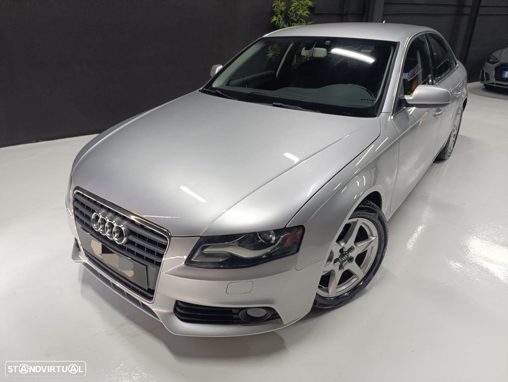 Audi A4 2.0 TDI Business Line Plus - 5