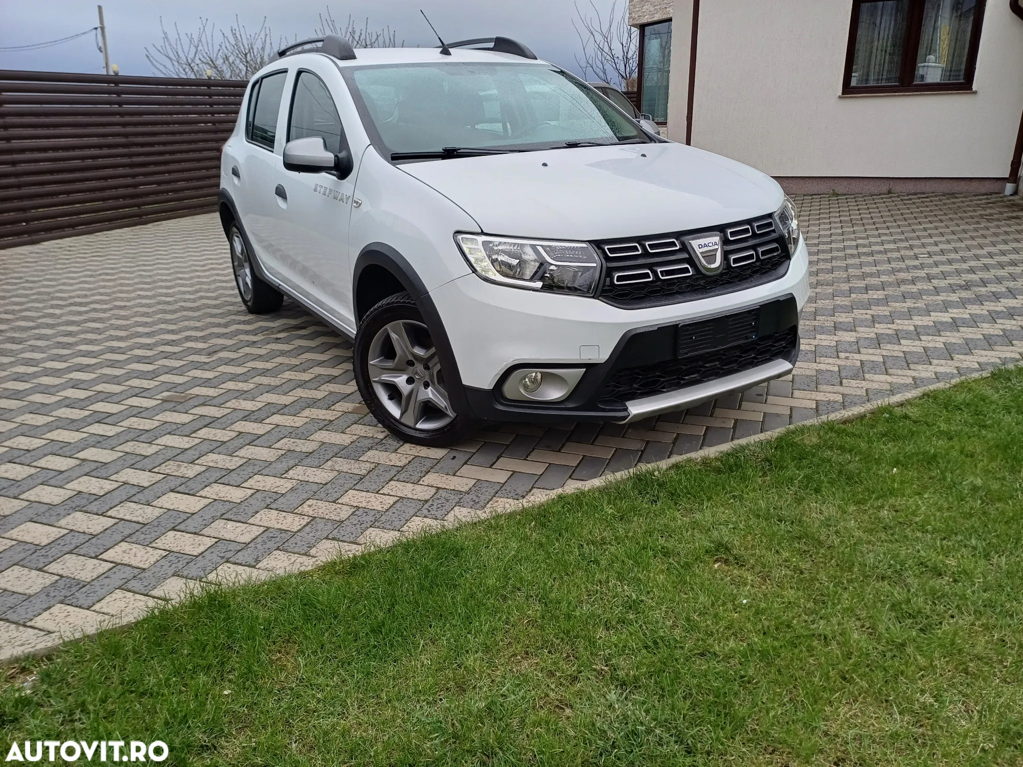Dacia Sandero 1.5 Blue dCi Laureate - 5
