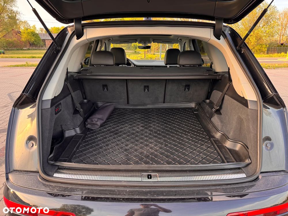 Audi Q7 - 24