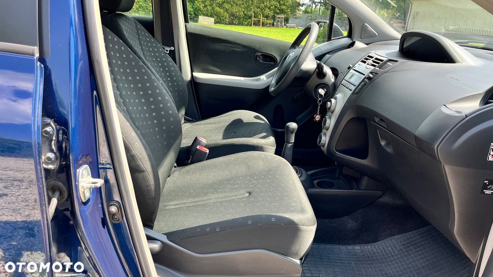 Toyota Yaris 1.0 Terra A/C - 20