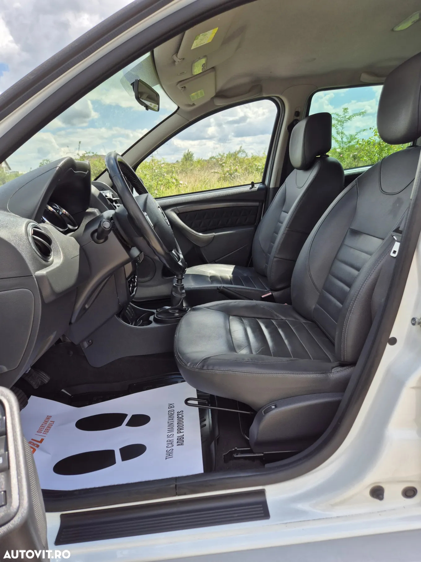 Dacia Duster 1.5 dCi 4x2 Laureate - 8